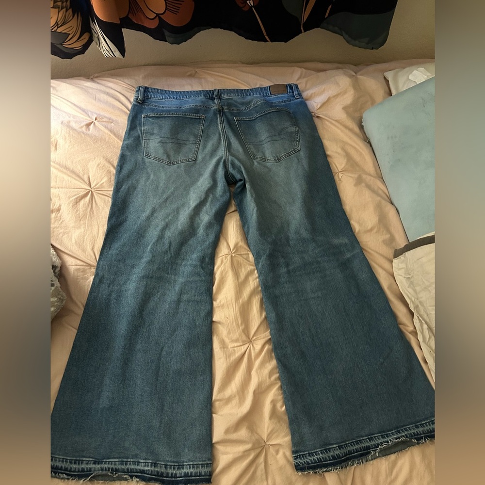 American Eagle Outfitters Light Blue Flare Jeans - Picture 10 of 12